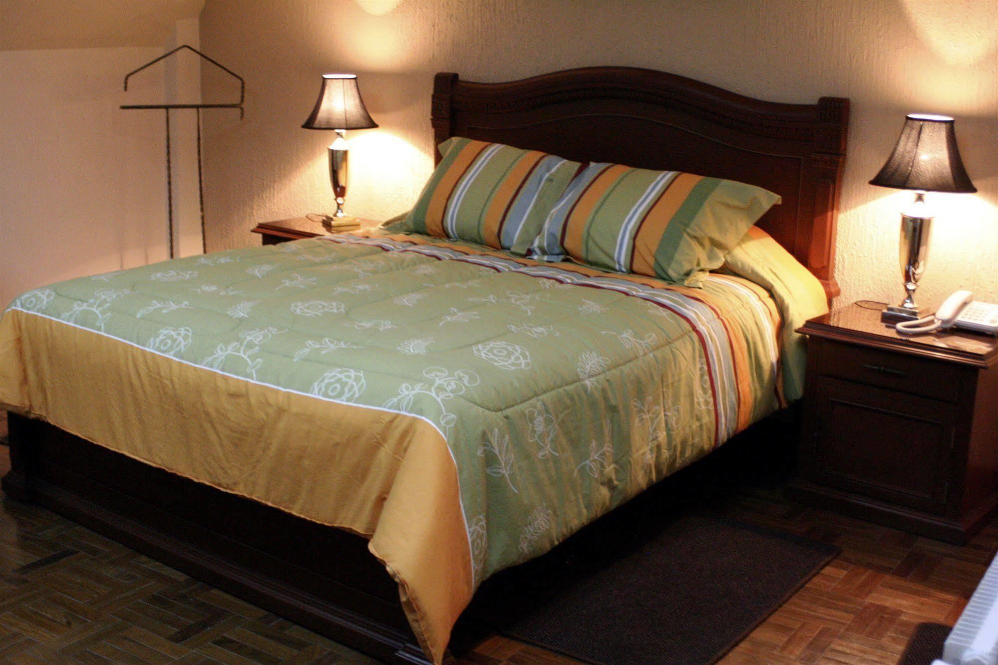 Hostal Patrimonio - Potosí Zewnętrze zdjęcie